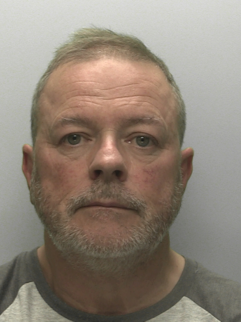 Hemmings Paul 220464..jpg