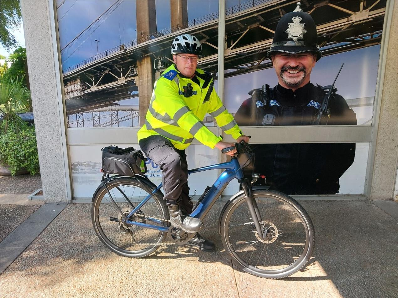 PCSO Paul Fudge with bike.jpg