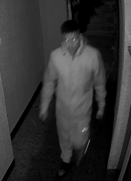 50230194105 Image.jpg