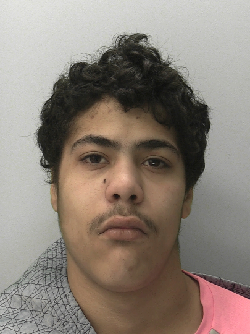 Trench-Butler Cameron 110305.jpg